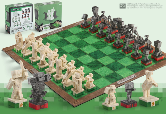 NOBLE COLLECTION – MINECRAFT – OVERWORLD HEROES VS. HOSTILE MOBS CHESS SET