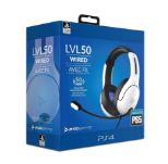 Slušalke PDP LVL50 Chat Stereo Headset za PS4/PS5 bele barve