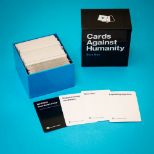 Cards Against Humanity Blue Box - zabavne igralne karte