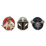 MERCHANDISE MANDALORIAN PIN BADGE SET