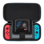 PDP NINTENDO SWITCH DELUXE TORBICA – LINK GLOW IN THE DARK