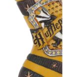 NEMESIS NOW HARRY POTTER HUFFLEPUFF STOCKING VISEČI OKRASEK