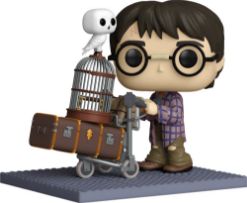 FUNKO POP DELUXE: HP ANNIVERSARY- HARRY PUSHING TROLLEY