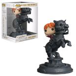 FUNKO MOVIE MOMENT: HP S5 - RON RIDING CHESS PIECE