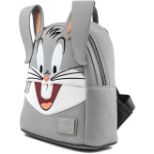 LOUNGEFLY LOONEY TUNES BUGS BUNNY COSPLAY MINI NAHRBTNIK