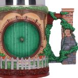 NEMESIS NOW LORD OF THE RINGS THE SHIRE vrč 15.5CM