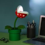 PALADONE PIRANHA PLANT POSABLE LAMP V3 LUČKA