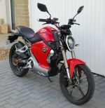 SUPER SOCO TS1200R električno motorno kolo rdeče barve