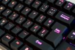 REDRAGON SURARA K582 RGB MEHANSKA TIPKOVNICA S ŠUMNIKI, RDEČA STIKALA
