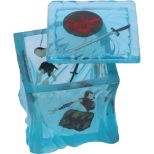 NEMESIS NOW Dungeons & Dragons gelatinous cube dice box dekorativna škatlica