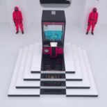 PLAYBYPLAY PLUSH: SQUID GAME - TEDDY BEAR 25CM pliš