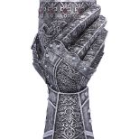 NEMESIS NOW GAUNTLET kelih 23CM