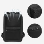 TIGERNU OCTANS NAHRBTNIK ZA PRENOSNI RAČUNALNIK 15.6" ČRN