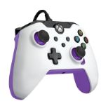 PDP XBOX ŽIČNI KONTROLER WHITE - KINETIC (PURPLE)