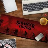 PALADONE Stranger Things classic logo podloga za namizje