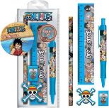 PYRAMID ONE PIECE WHOLE CAKE ISLAND pisarniški set