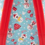 LOUNGEFLY DISNEY MINNIE MICKEY SNOWMAN AOP MINI NAHRBTNIK IN TRAK ZA LASE