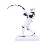 NEMESIS NOW STORMTROOPER WHAT A CATCH figura 16.5CM