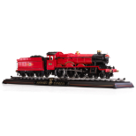 NOBLE COLLECTION - HARRY POTTER - HOGWARTS EXPRESS DIE CAST vlak na podstavku