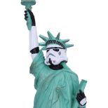 NEMESIS NOW Stormtrooper What a Liberty figuricca