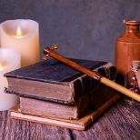 NOBLE COLLECTION Harry Potter Gilderoy Lockhart’s Wand In Ollivander’s Box čarobna palica