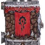 NEMESIS NOW WORLD OF WARCRAFT HORDE vrč 15.5CM