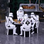 NEMESIS NOW Stormtrooper poker face figurica