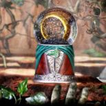 NEMESIS NOW LORD OF THE RINGS FRODO snežna krogla 17CM