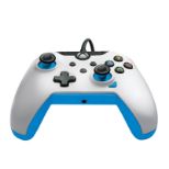 PDP XBOX žični kontroler WHITE - ION belo modre barve