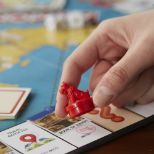 MONOPOLY: Travel World Tour - družabna igra