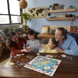 MONOPOLY: Travel World Tour - družabna igra