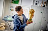LEGO EDITIONS SPORTS - FIFA WORLD CUP OFFICIAL TROPHY #43020