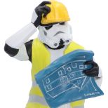 NEMESIS NOW - ORIGINAL STORMTROOPER - HIT A BRICK WALL 17.5CM