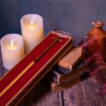 NOBLE COLLECTION Harry Potter Gilderoy Lockhart’s Wand In Ollivander’s Box čarobna palica