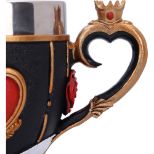 NEMESIS NOW PINKYS UP - QUEEN OF HEARTS 11CM skodelica