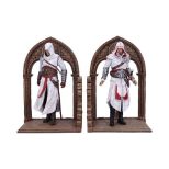 NEMESIS NOW ASSASSIN'S CREED ALTAIR AND EZIO držalo za knjige 24CM