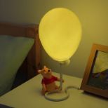 PALADONE Winnie The Pooh balloon namizna svetilka