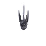 NEMESIS NOW LORD OF THE RINGS HELM OF SAURON okrasek