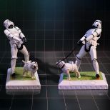 NEMESIS NOW STORMTROOPER MANS BEST FRIEND figura 15.5CM