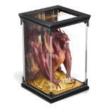 NOBLE COLLECTION - HOBBIT - SMAUG DIORAMA